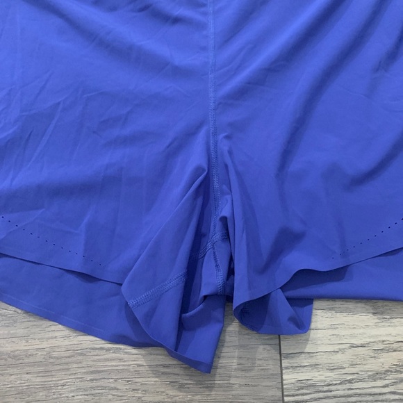 Athleta Allyson Felix Legend Run With It Short - Picture 6 of 11